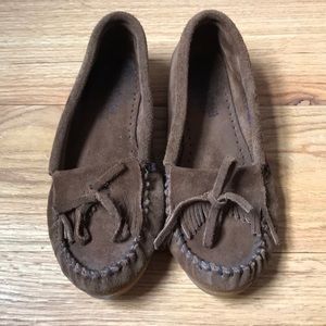 Women’s Minnetonka Moccasins size 7